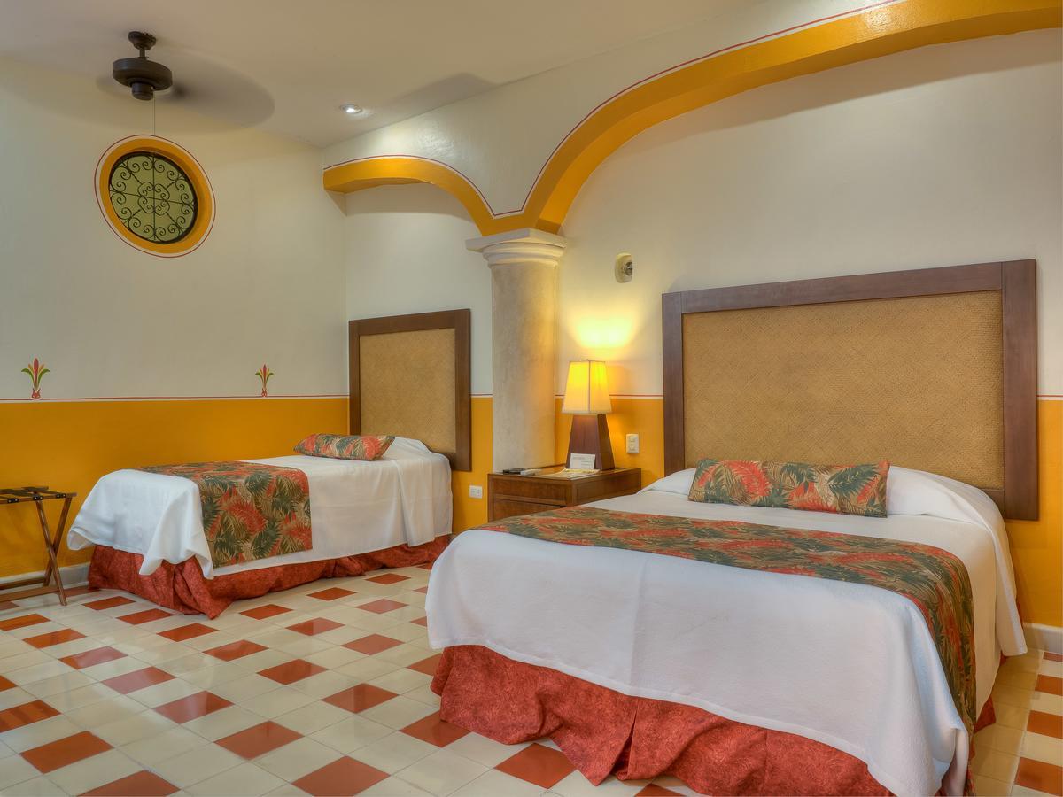 Hotel Luz En Yucatan メリダ エクステリア 写真